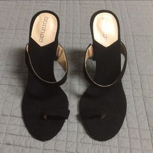 BOOHOO black strap heel sandal
